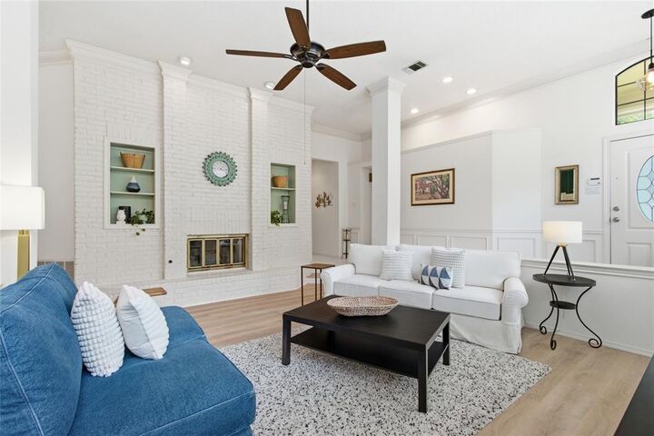Property Photo: 18947 Misthaven Place TX 75287