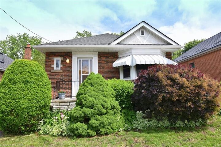 Property Photo: 603 Upper Wentworth Street ON L9A 4V1