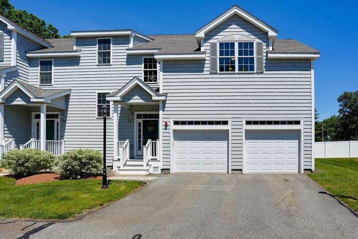 Property Photo:  11 Nolan Ct 11  MA 01876 