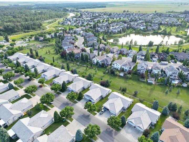 Photo de la propriété:  601 Riverside Drive NW  AB T1V 1S8 