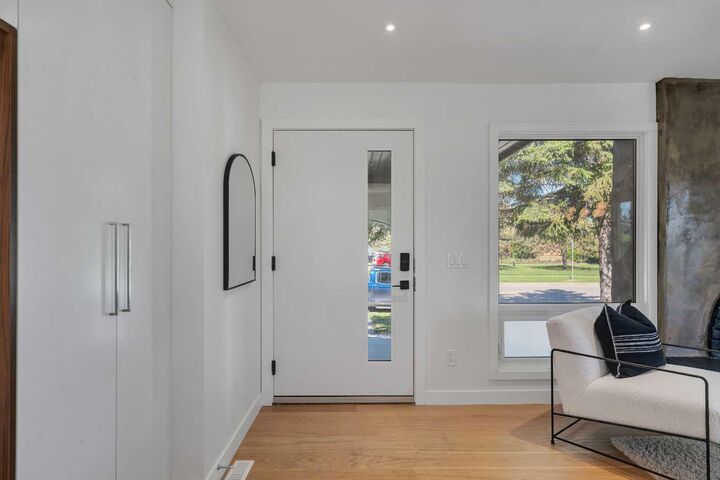 Property Photo: 10704 Oakfield Drive SW AB T2W 2C9