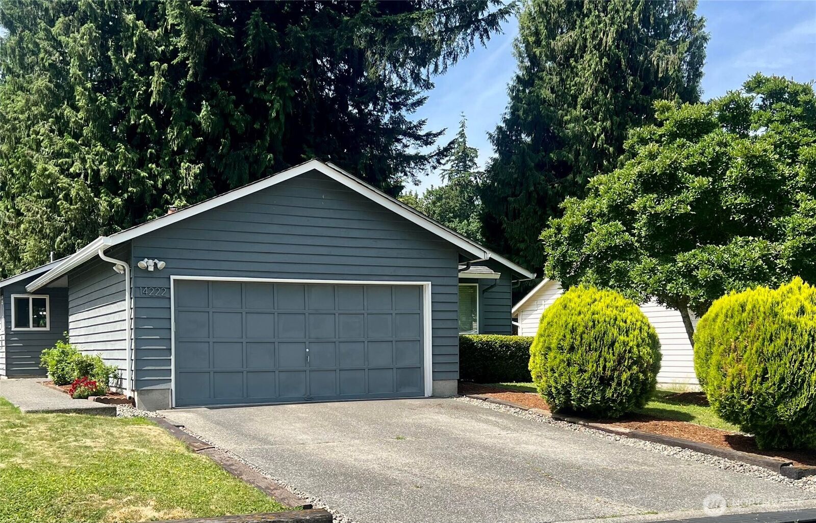 Property Photo: 14222 61st Avenue SE WA 98208