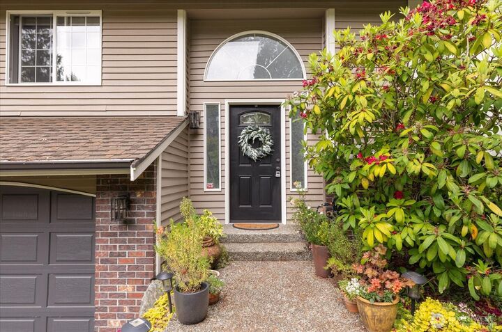 Property Photo:  2415 E Cedar Hills Drive  WA 98274 