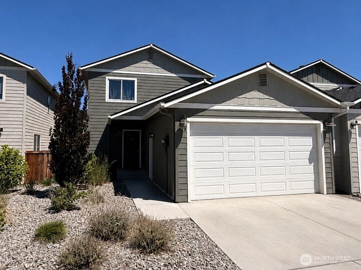 Property Photo:  479 S  Kansas Loop  WA 98802 