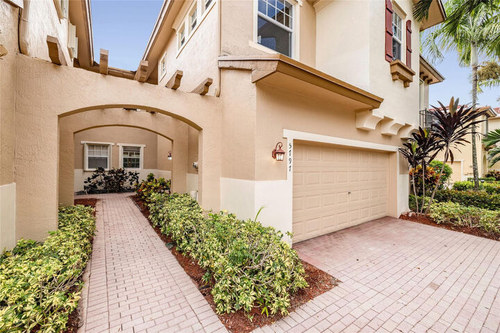Property Photo:  5797 NW 119th Terrace  FL 33076 