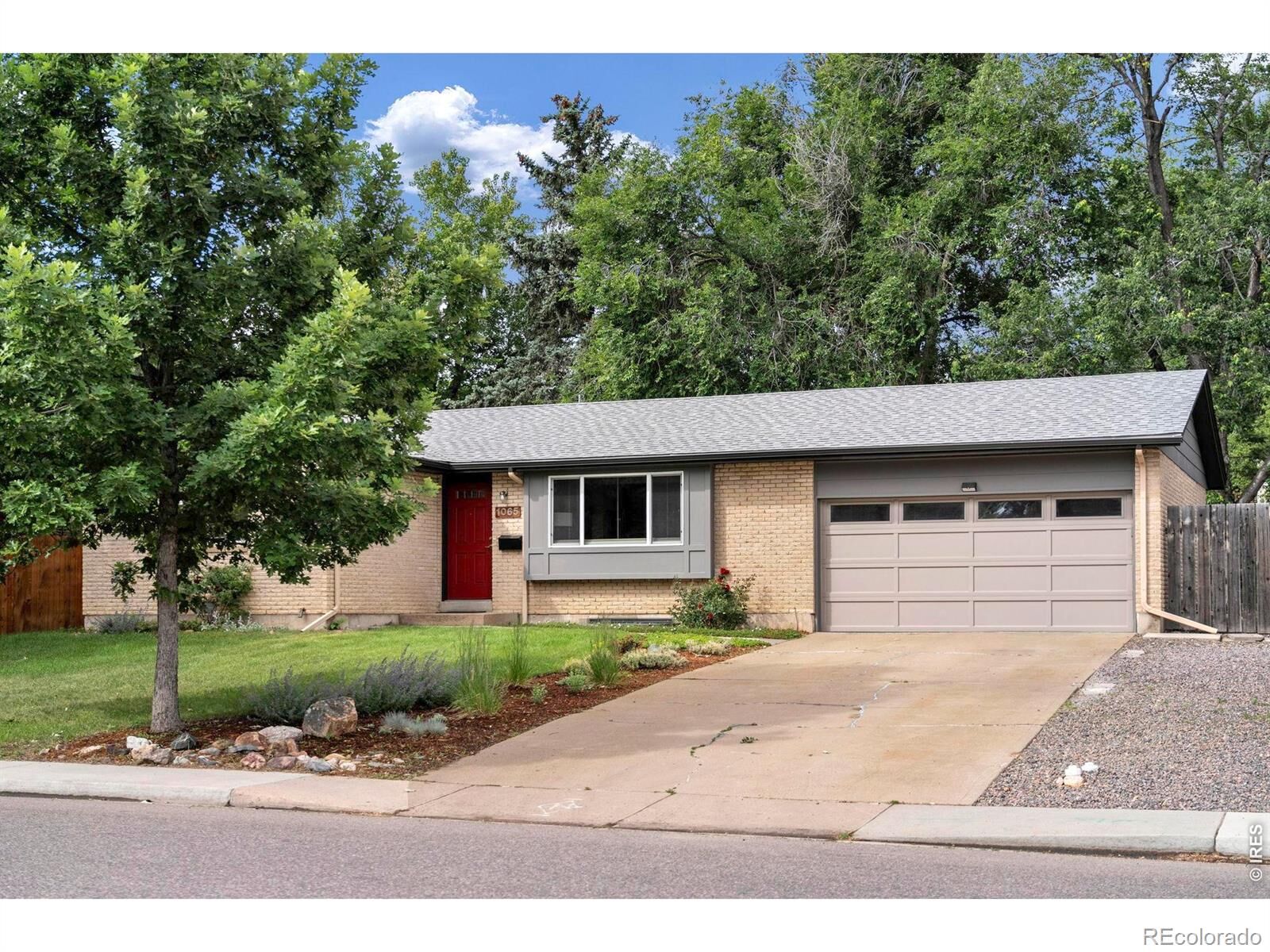 Property Photo:  1065 Gillaspie Drive  CO 80305 