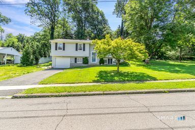 Property Photo:  40 Bayberry Drive  CT 06492 