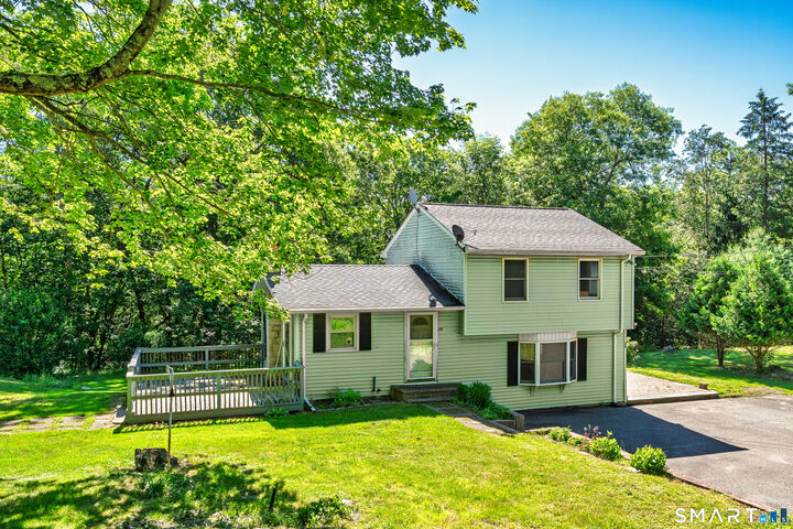 Property Photo:  20 Geromin Drive  CT 06441 