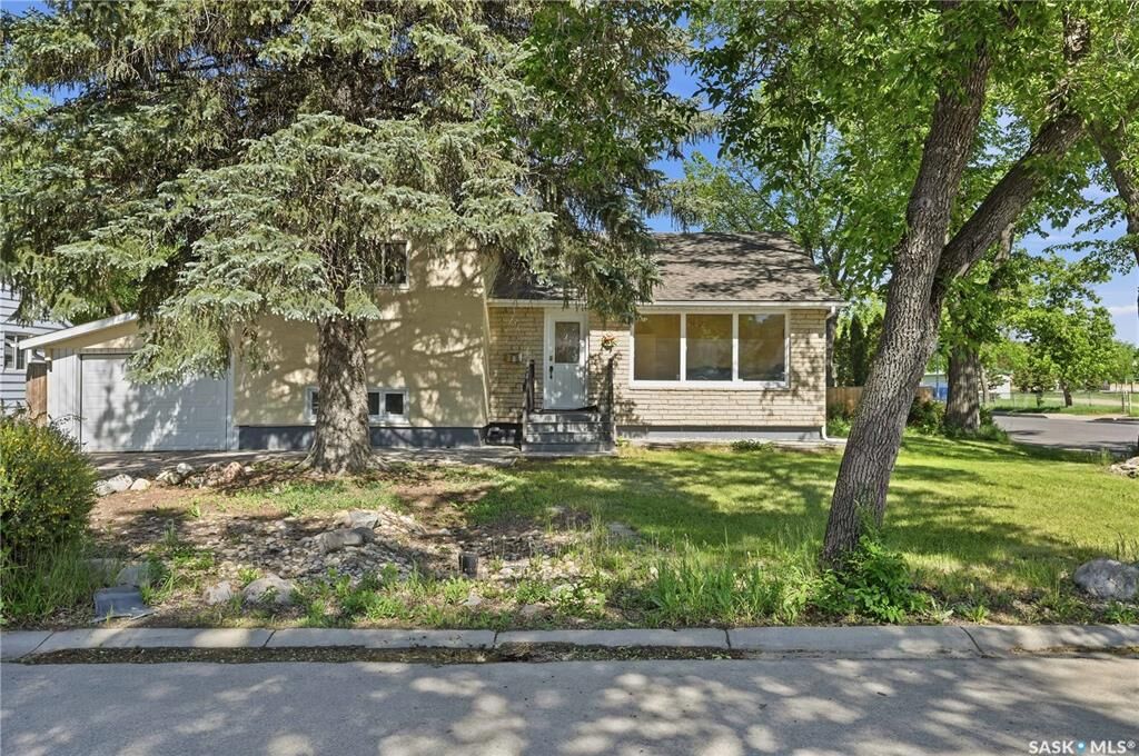 Property Photo: 49 Scott Street SK S4S 4A1