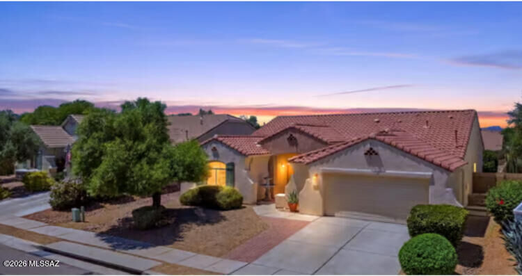 Property Photo:  7552 W Colony Park Drive  AZ 85743 