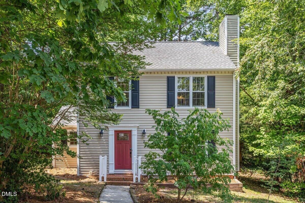 Property Photo: 708 Cross Timbers Drive NC 27713