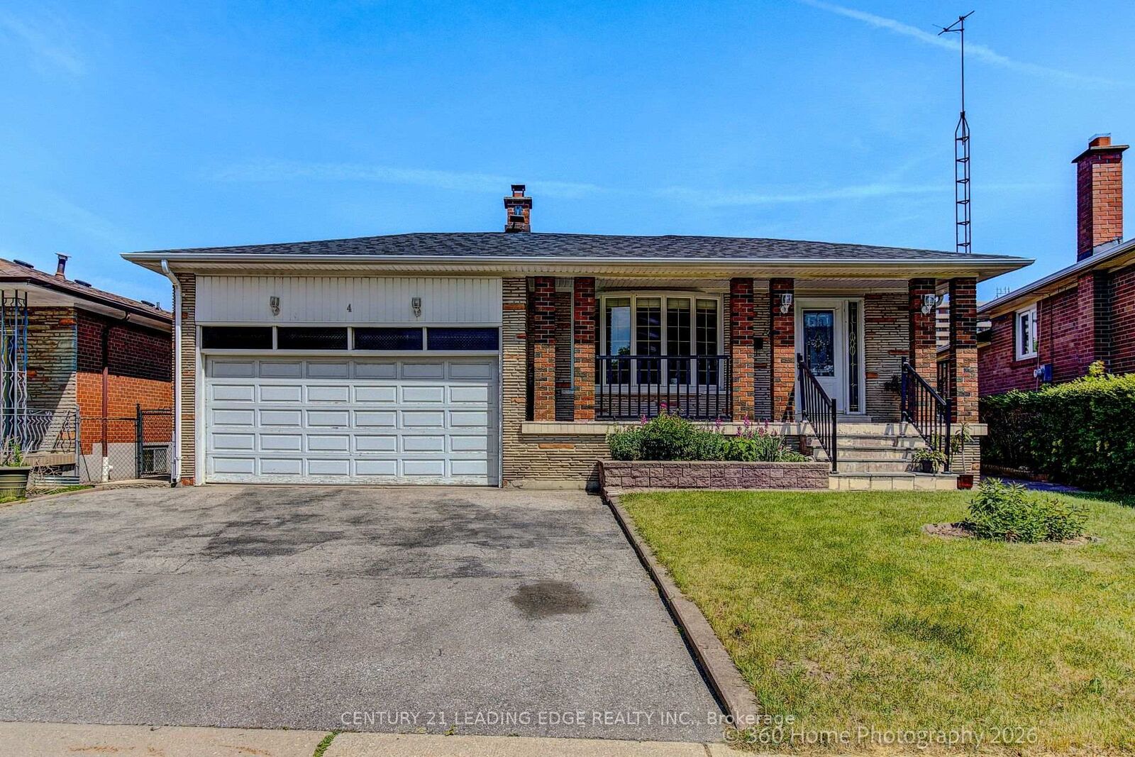 Photo de la propriété:  4 Blacksmith Crescent  ON M3N 1V4 