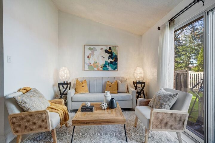5020 Delaware Drive 25 — photo 1