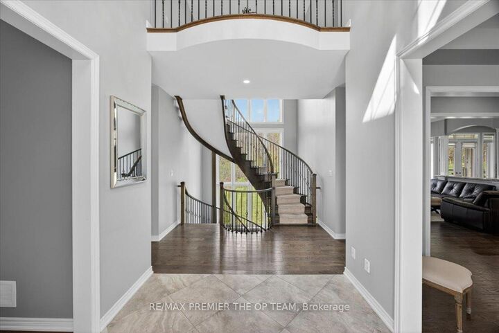 Property Photo:  102 Pine Hill Road  ON L3Z 0H1 
