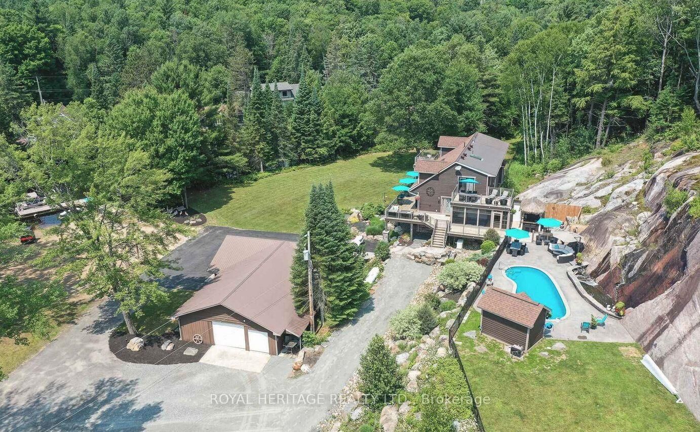 Property Photo: 120 Hutcheson Beach Road ON P1H 1N4