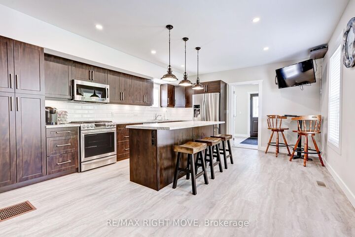 Property Photo: 209 Atherley Road ON L3V 1N6