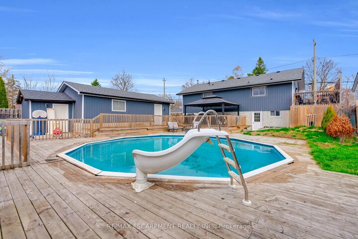 Property Photo: 21 Kidd Avenue ON K8V 2C6