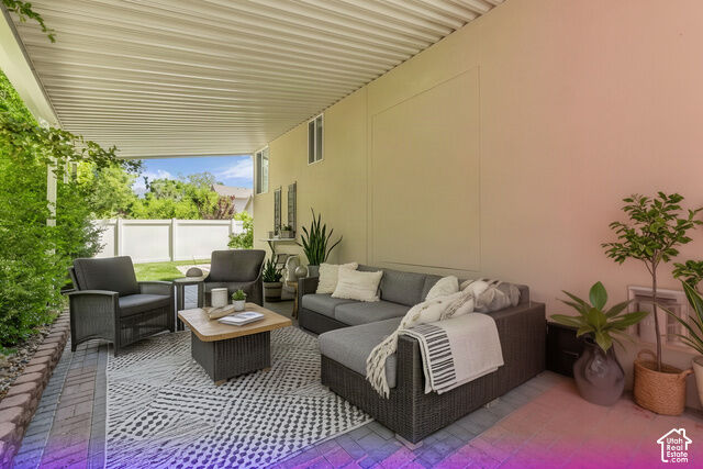 Property Photo: 281 E Regent Park Ct S UT 84047