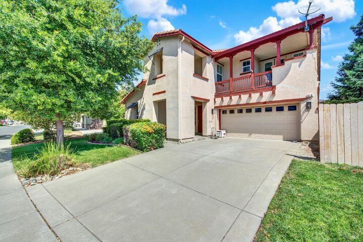 Property Photo:  518 Canterbury Circle  CA 95687 