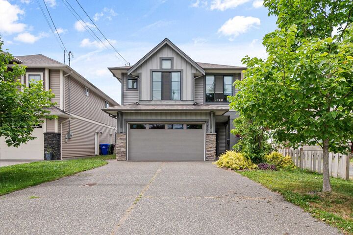 9239 McNaught Road — photo 1