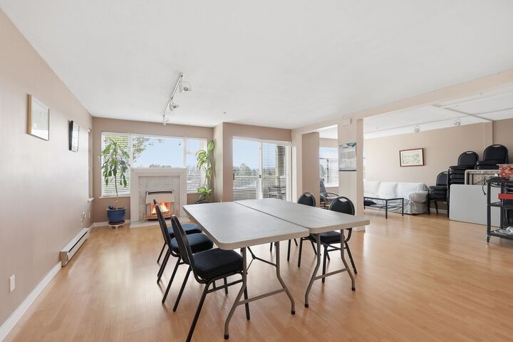 Property Photo: 33344 2nd Avenue 101 BC V2V 1K3