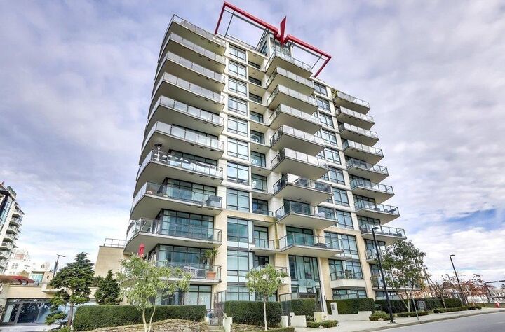 Property Photo:  172 Victory Ship Way 901  BC V7L 0B5 