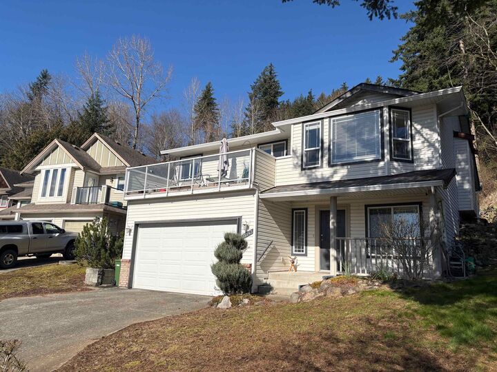 35543 Dina Place — photo 1
