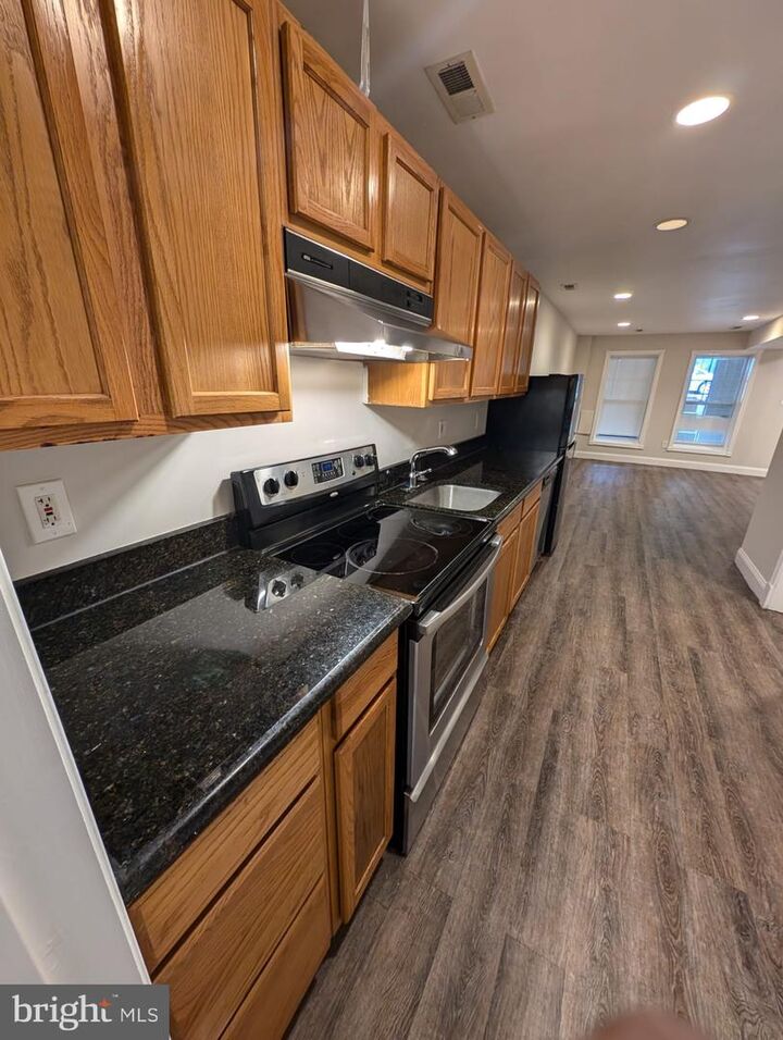 Property Photo:  1004 Irving Street NW A  DC 20010 