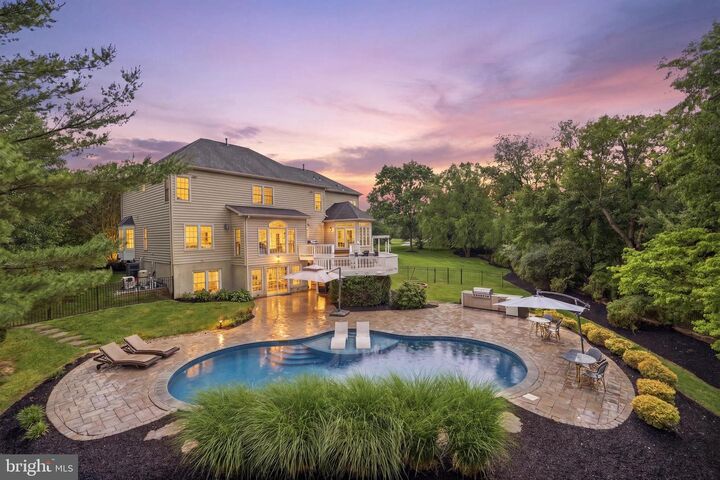 Property Photo: 9313 Harrisons Farm Way MD 20882