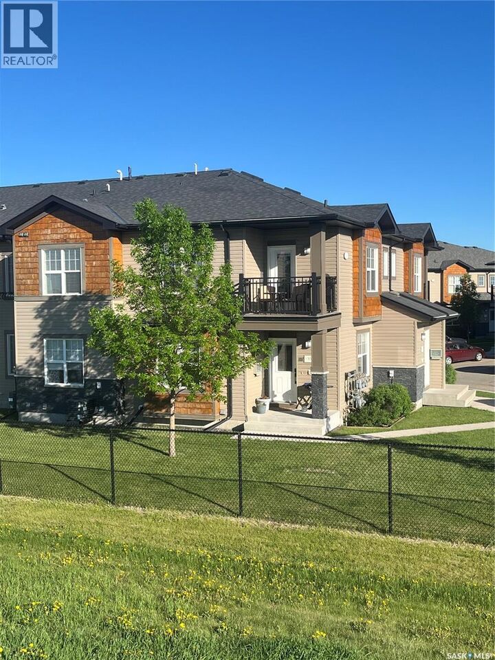 Property Photo: 1302 1015 Patrick Crescent SK S7W 0M5