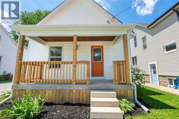 Property Photo:  249 Vidal Street South  ON N7T 2T8 