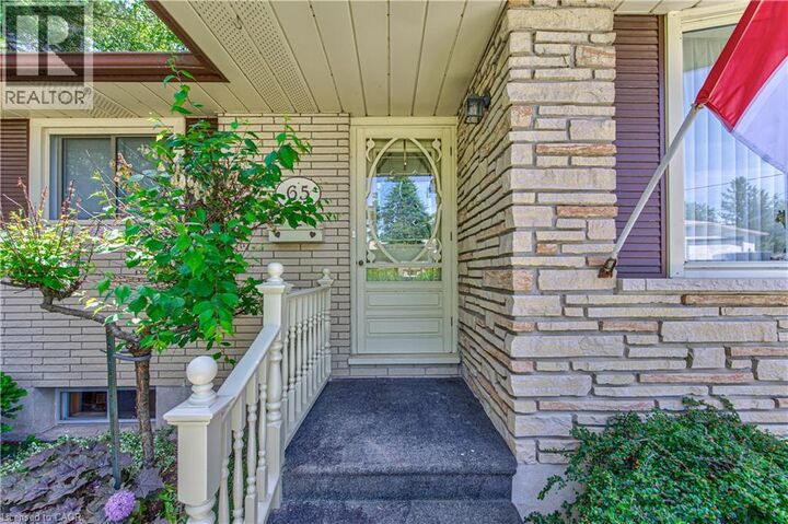 Property Photo:  65 Summerside Crescent  ON N1R 5S2 