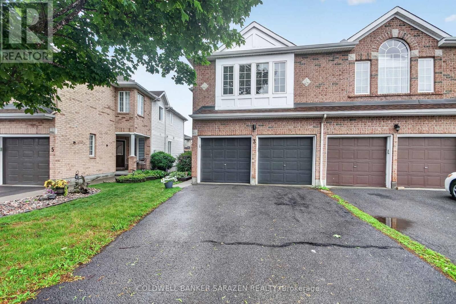 Property Photo: 3 Castle Glen Crescent ON K2L 4G9