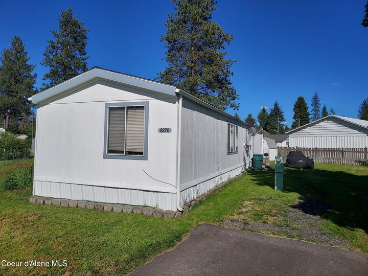 Property Photo:  8270 W Meadow Brook Cir  ID 83858 