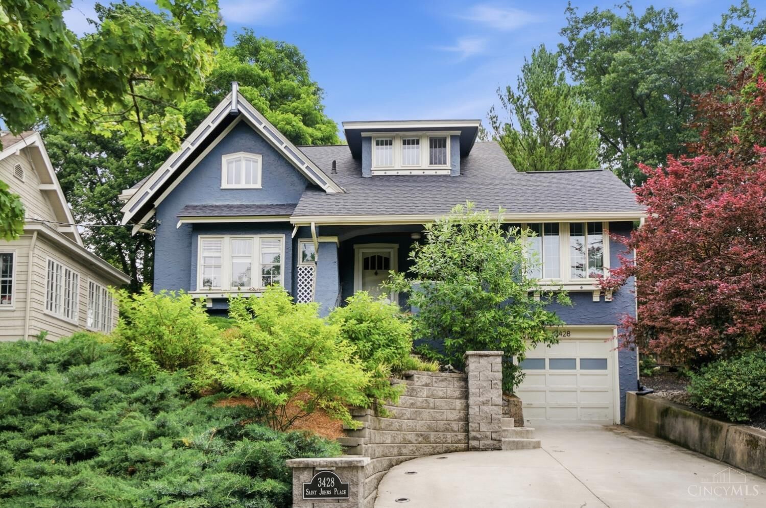 Property Photo: 3428 Saint Johns Place OH 45208