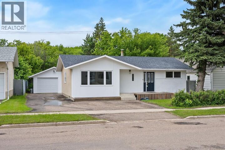 5510 45 Street — photo 1