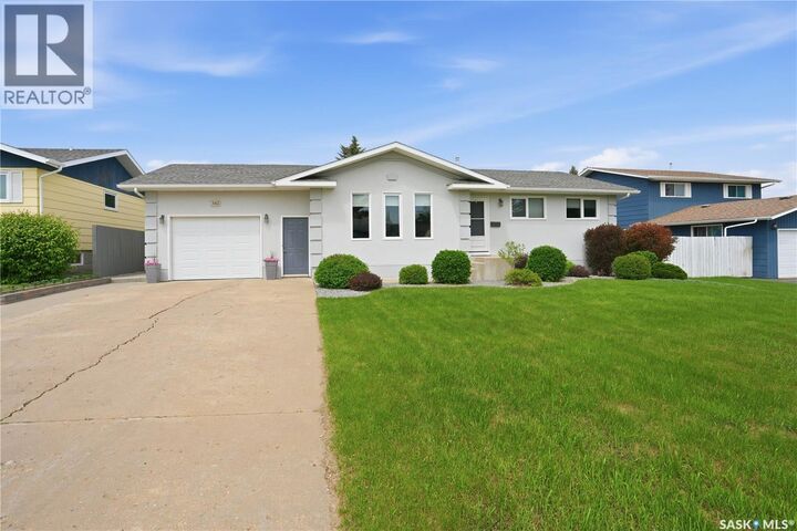 Property Photo:  342 35th Street  SK S0M 0E0 