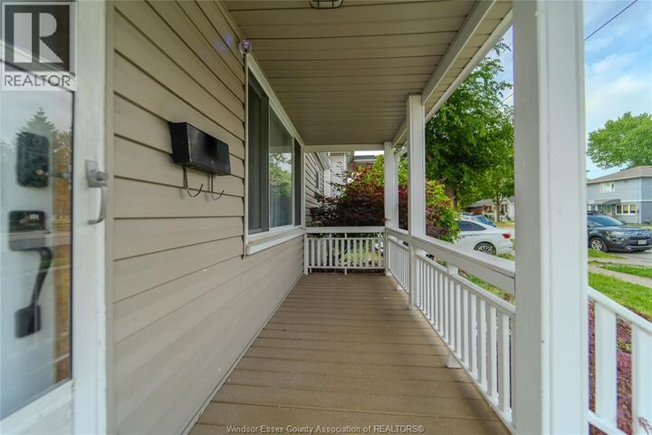 Property Photo:  2647 George  ON N8W 4M8 