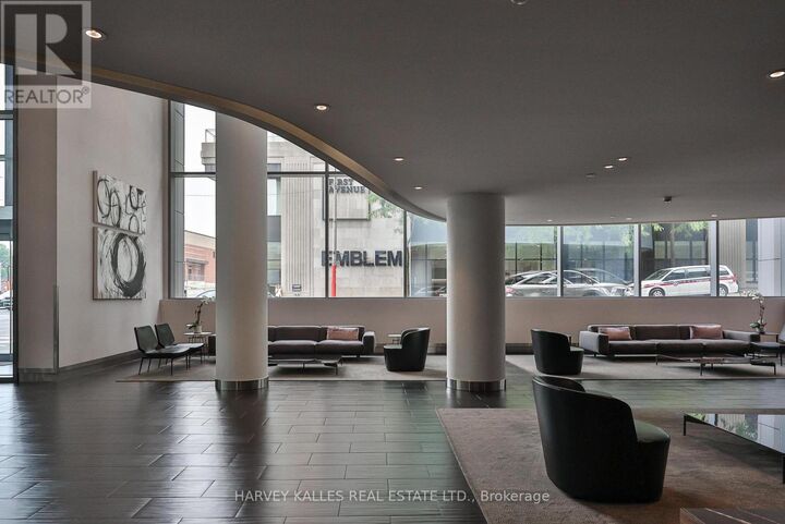 Property Photo: 1815 Yonge Street 1501 ON M4T 2A4
