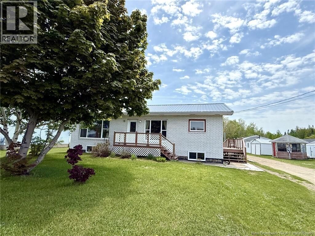 Property Photo: 1530 Rue Chatillon NB E8N 1S7