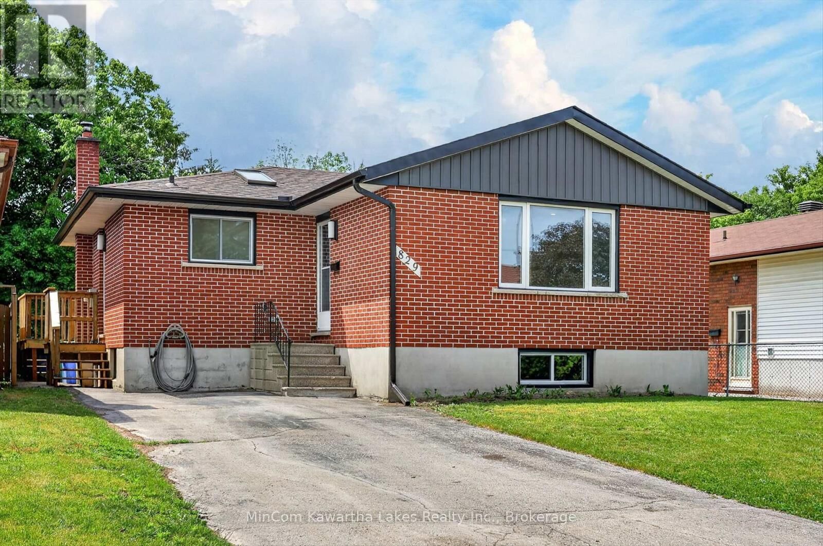 Property Photo:  829 Orpington Road  ON K9J 4A6 