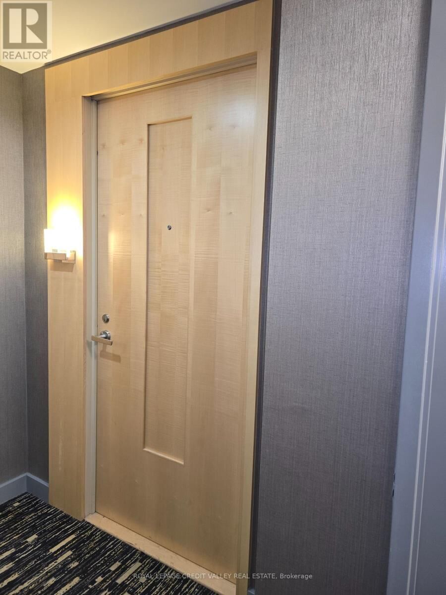 Property Photo: 45 Charles Street 3002 ON M4Y 0B8