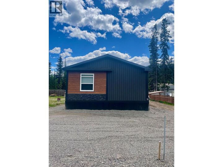 10 Chimo Crescent — photo 1
