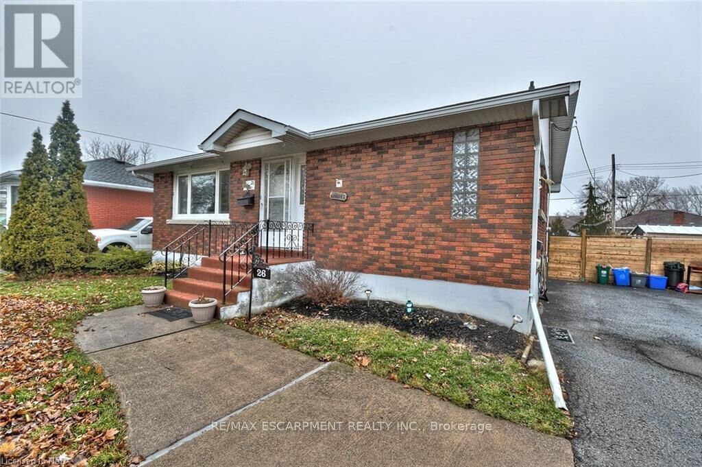 Property Photo: 26 Stewart Avenue Lower ON L2V 2W7