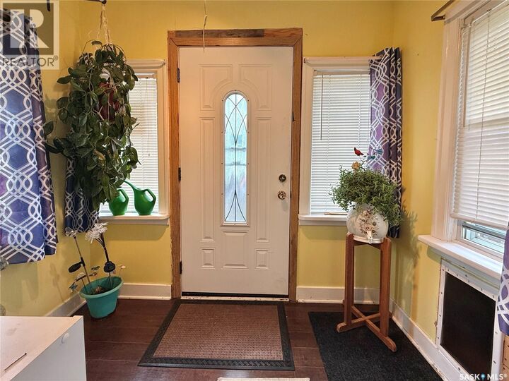 Property Photo:  309 Main Street  SK S0M 1T0 