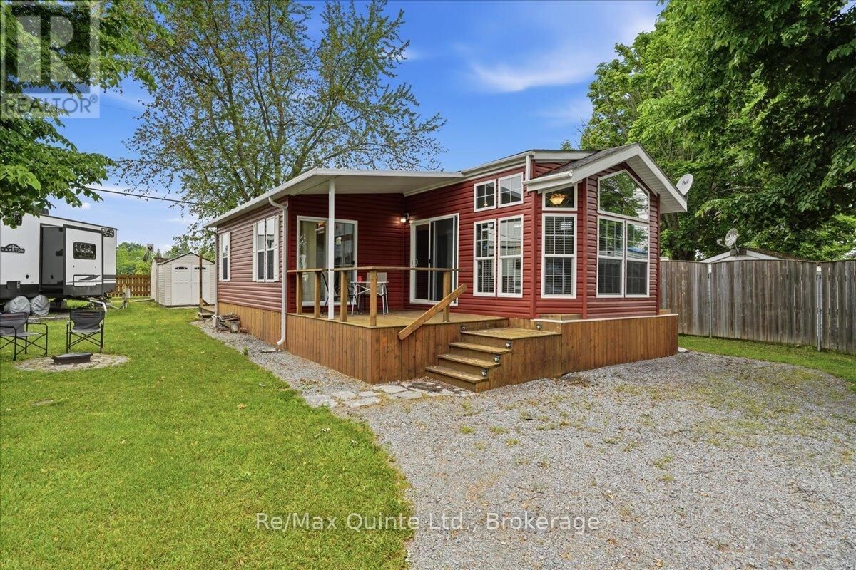 Property Photo: 97 Carter Road 3 ON K0K 1L0