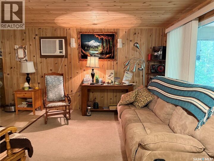 Property Photo: 404 Northshore Drive SK S0M 0G0