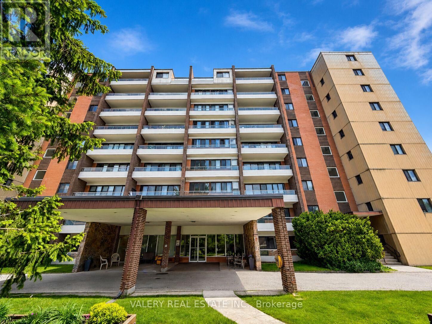 Property Photo: 671 Woolwich Street 904 ON N1H 3Y9
