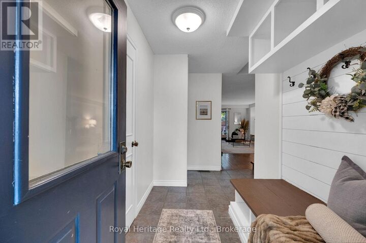 Property Photo:  868 William Booth Crescent  ON L1G 7N4 