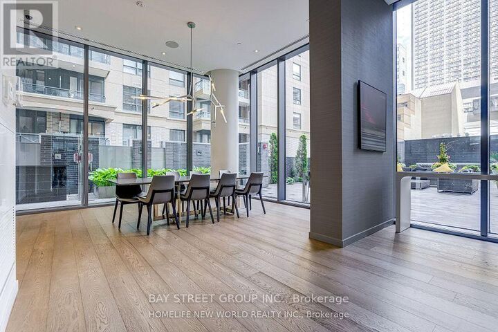 Property Photo:  42 Charles Street East 508  ON M4Y 1T4 